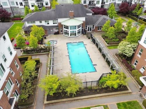 246-9388 Mckim Way, Richmond, BC 