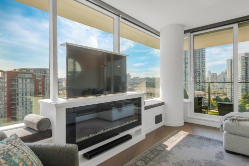 1509-68 Smithe Street, Vancouver, BC 