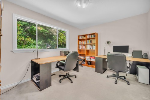 3945 Braemar Place, North Vancouver, BC 