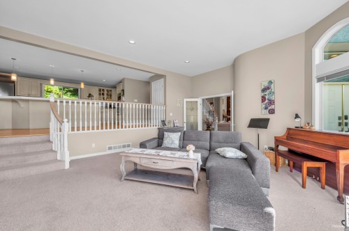3945 Braemar Place, North Vancouver, BC 
