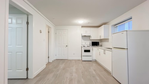 736 55Th Avenue E, Vancouver, BC 