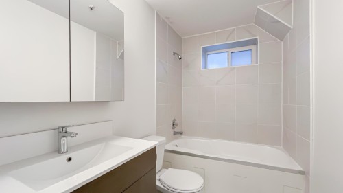 736 55Th Avenue E, Vancouver, BC 