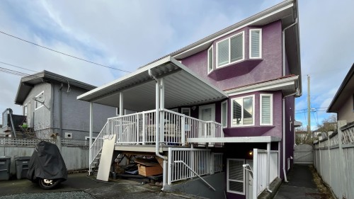 736 55Th Avenue E, Vancouver, BC 