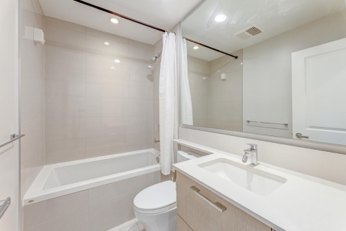 308-3533 Ross Drive, Vancouver, BC 