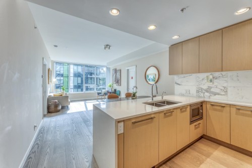 308-3533 Ross Drive, Vancouver, BC 