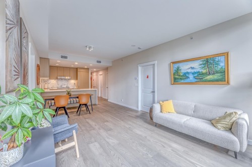 308-3533 Ross Drive, Vancouver, BC 