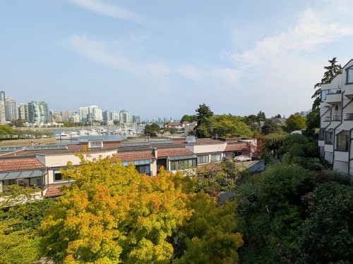 21-1201 Lamey'S Mill Road, Vancouver, BC 