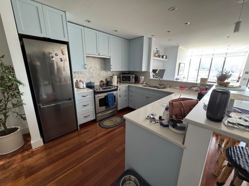 21-1201 Lamey'S Mill Road, Vancouver, BC 