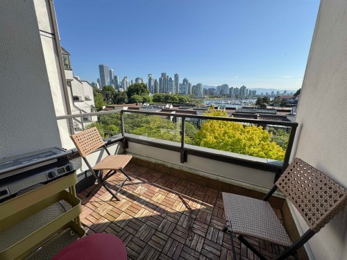 21-1201 Lamey'S Mill Road, Vancouver, BC 