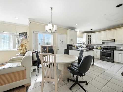 2228 40Th Avenue E, Vancouver, BC 