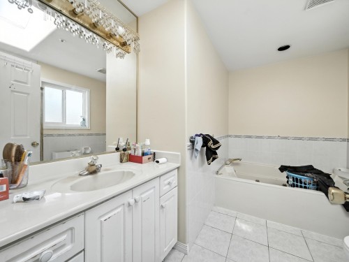 2228 40Th Avenue E, Vancouver, BC 