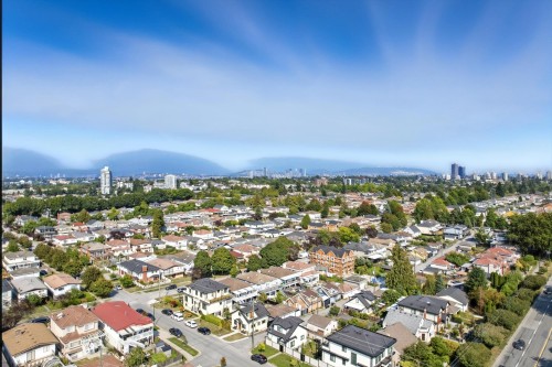 2228 40Th Avenue E, Vancouver, BC 