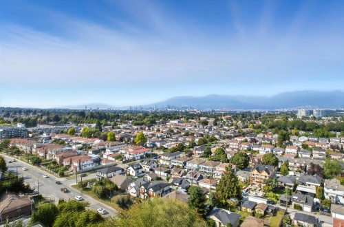 2228 40Th Avenue E, Vancouver, BC 