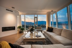 2502-1233 Cordova Street W Vancouver, BC V6C 3R1