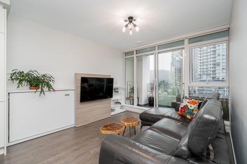610-657 Whiting Way, Coquitlam, BC 