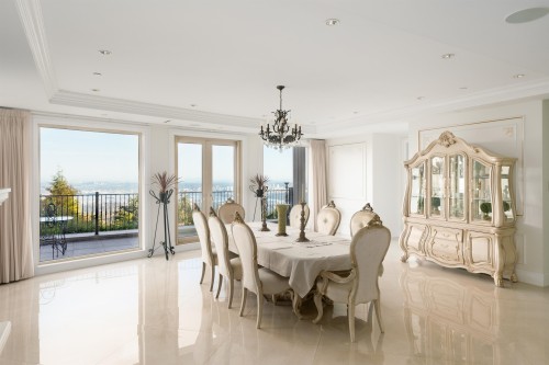 1095 Millstream Road, West Vancouver, BC 