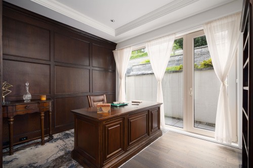 1095 Millstream Road, West Vancouver, BC 