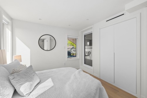 679 18Th Avenue W, Vancouver, BC 