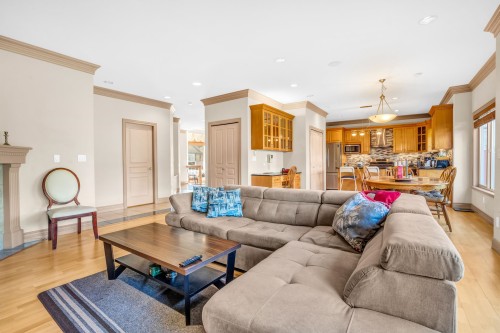 2116 Turnberry Lane, Coquitlam, BC 