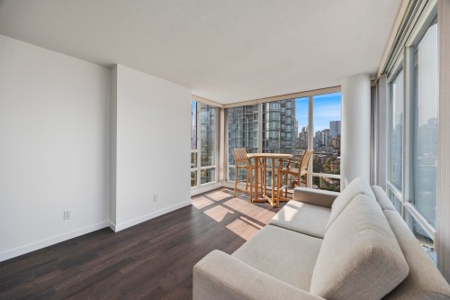 1901-1033 Marinaside Crescent, Vancouver, BC 