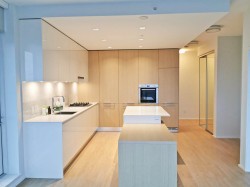 5007-4510 Halifax Way  Burnaby, BC V5C 0K4