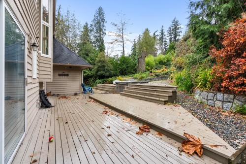 457 Hillcrest Street, West Vancouver, BC 