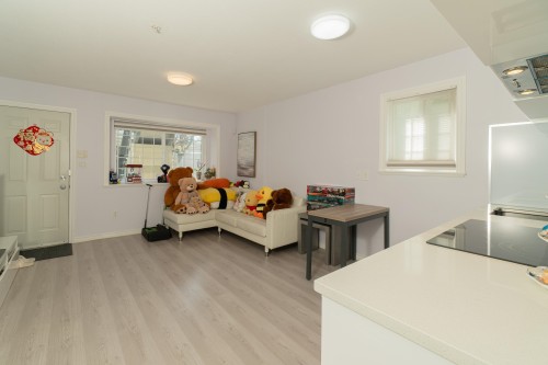 952 31St Avenue E, Vancouver, BC 