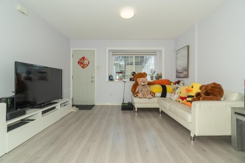 952 31St Avenue E, Vancouver, BC 