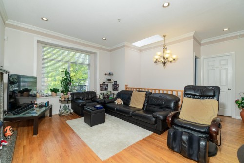 952 31St Avenue E, Vancouver, BC 