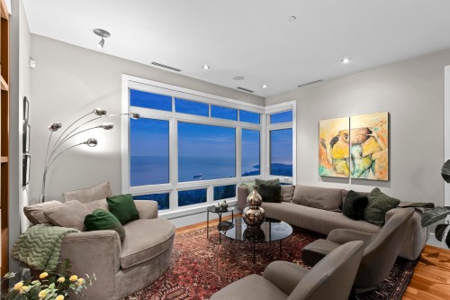 2780 Highgrove Place, West Vancouver, BC 