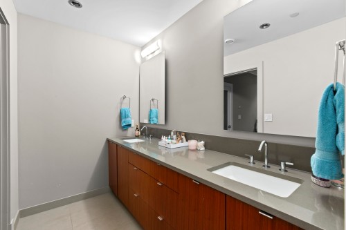 2780 Highgrove Place, West Vancouver, BC 