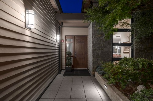 2780 Highgrove Place, West Vancouver, BC 