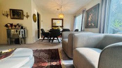 34-5330 Broadway  Burnaby, BC V5B 2X7