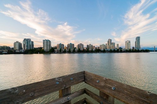 305-210 Salter Street, New Westminster, BC 