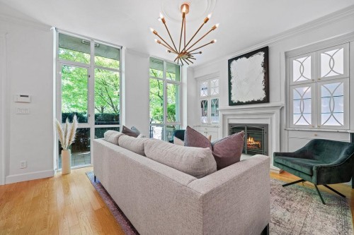 471 Beach Crescent, Vancouver, BC 