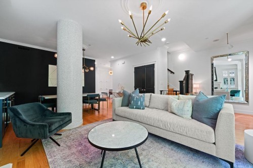 471 Beach Crescent, Vancouver, BC 