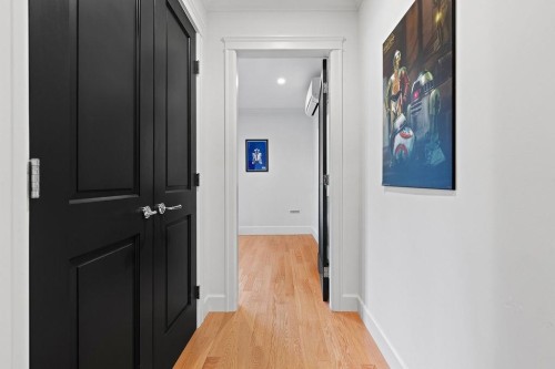 471 Beach Crescent, Vancouver, BC 