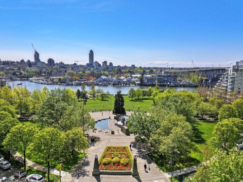 471 Beach Crescent, Vancouver, BC 