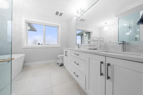 24629 105A Avenue, Maple Ridge, BC 