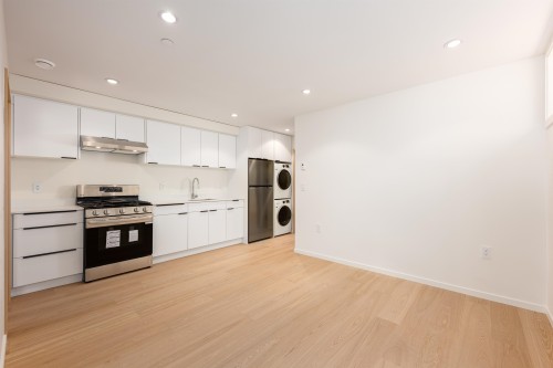 4477 Wallace Street, Vancouver, BC 