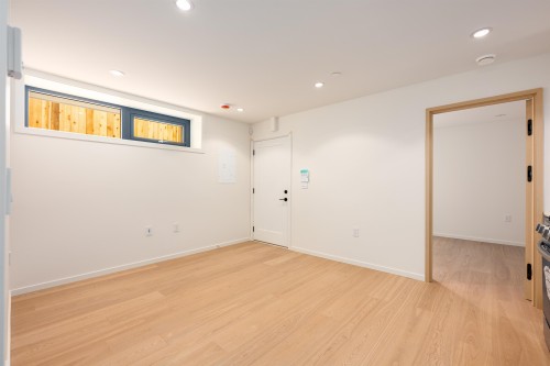 4477 Wallace Street, Vancouver, BC 