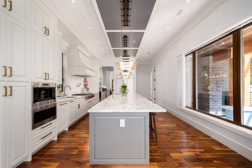 5937 Churchill Street, Vancouver, BC 