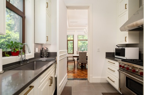 5937 Churchill Street, Vancouver, BC 