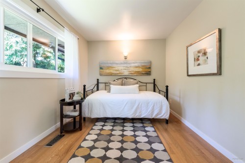 949 Hartford Place, North Vancouver, BC 