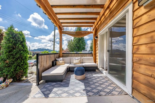 949 Hartford Place, North Vancouver, BC 