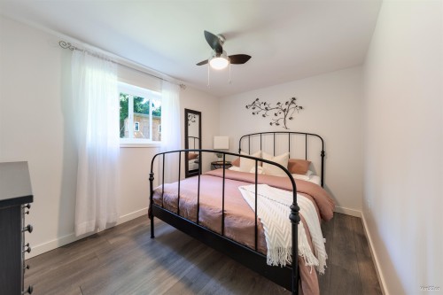 949 Hartford Place, North Vancouver, BC 