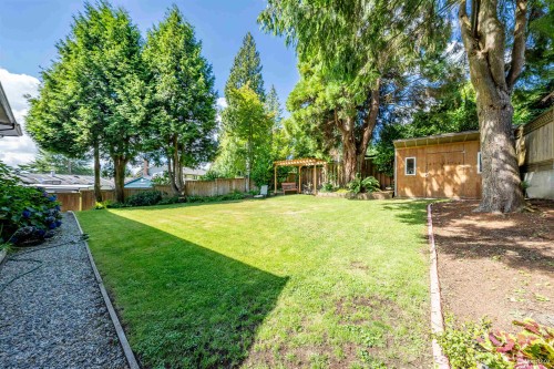 949 Hartford Place, North Vancouver, BC 