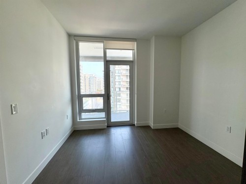 1004-6328 No. 3 Road, Richmond, BC 