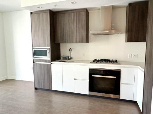 1004-6328 No. 3 Road, Richmond, BC 