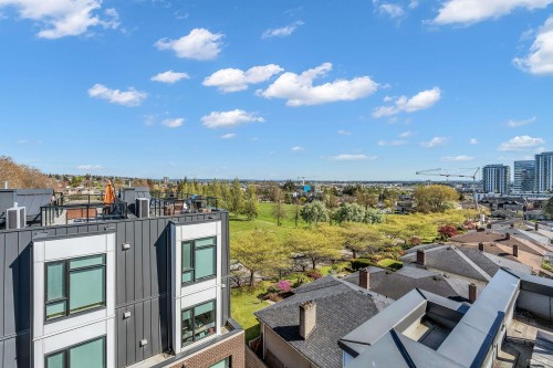 7623 Yukon Street, Vancouver, BC 